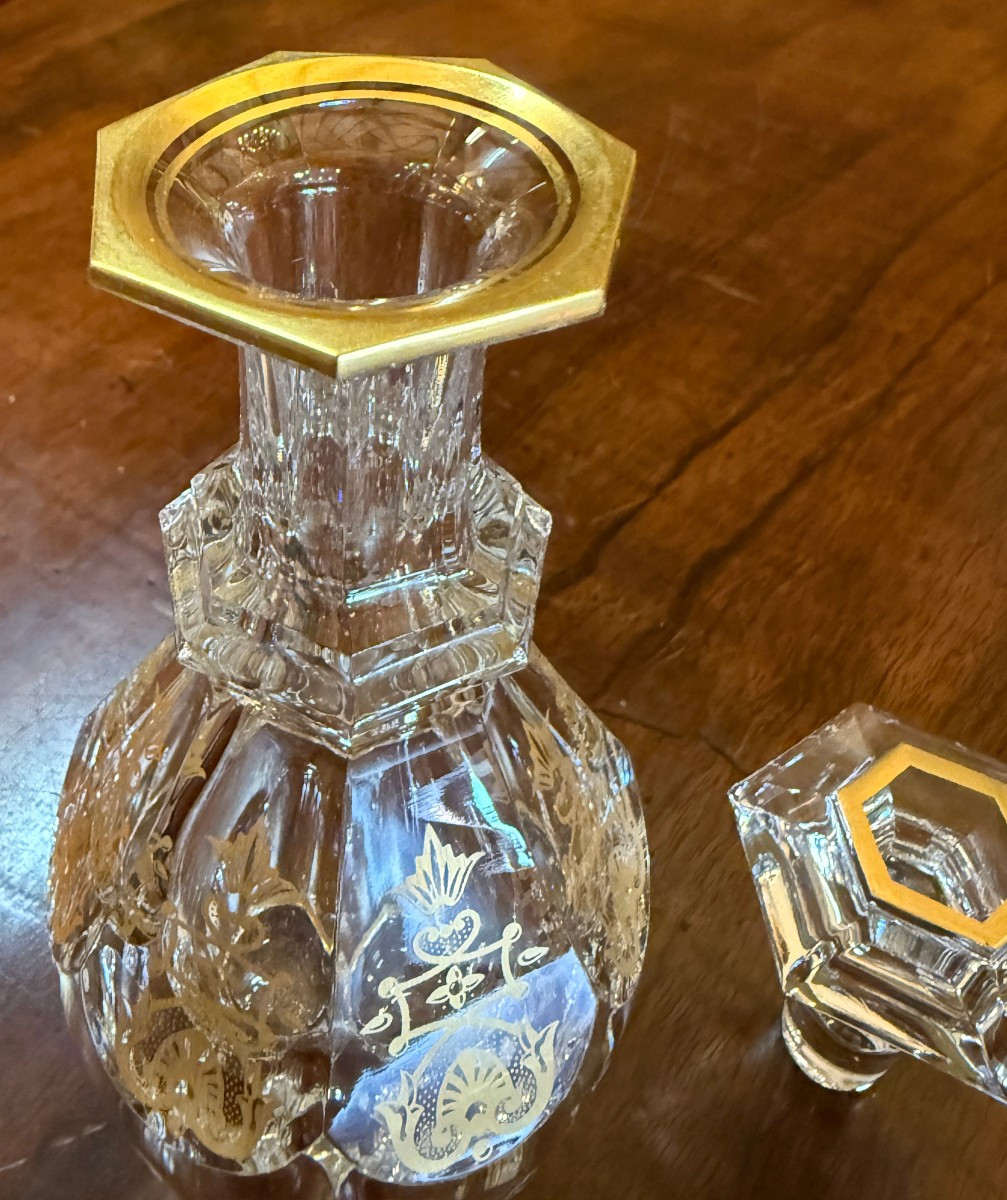 Baccarat carafe à liqueur modèle Harcourt Empire en cristal doré .-photo-4