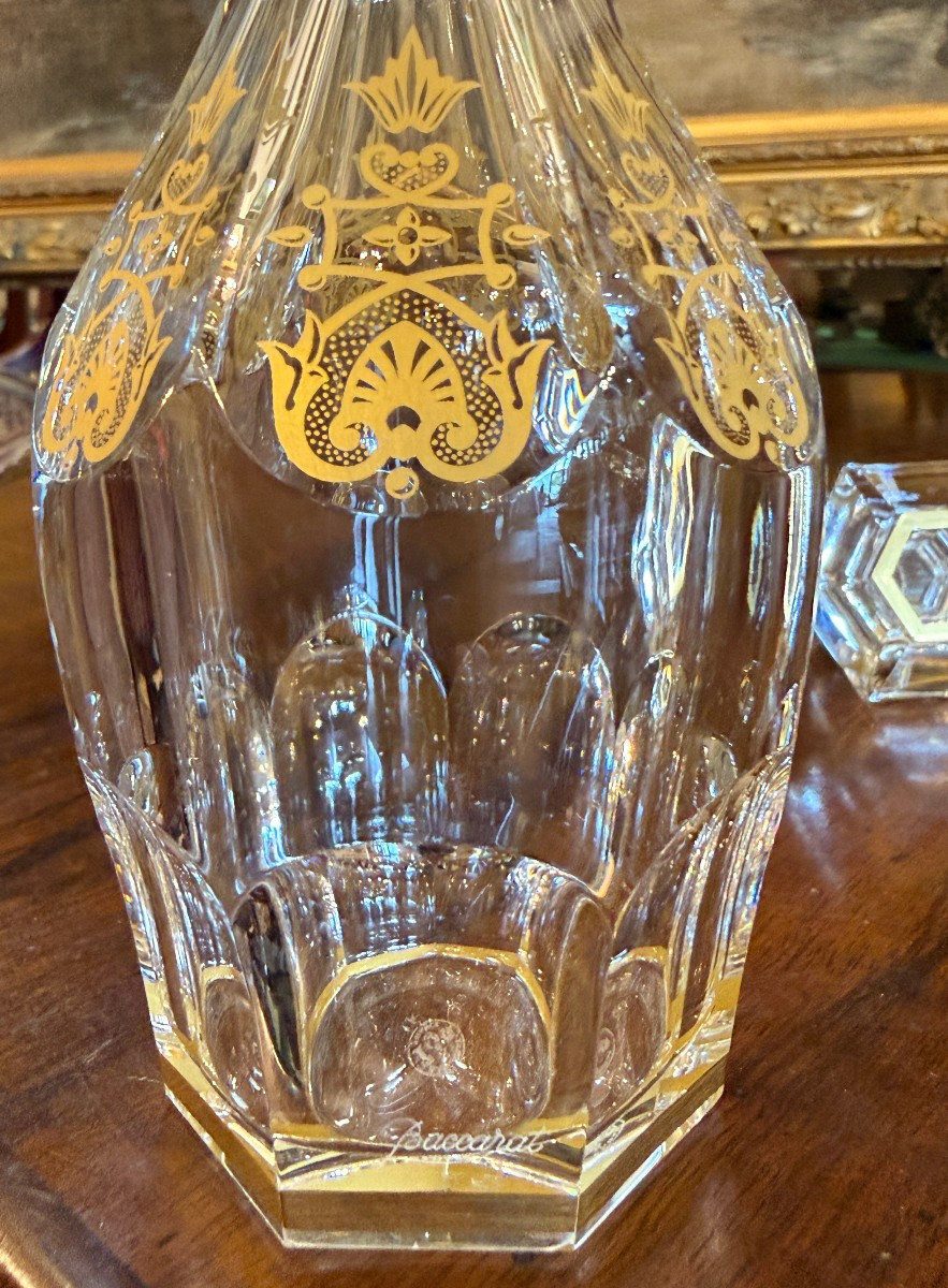 Baccarat carafe à liqueur modèle Harcourt Empire en cristal doré .-photo-1