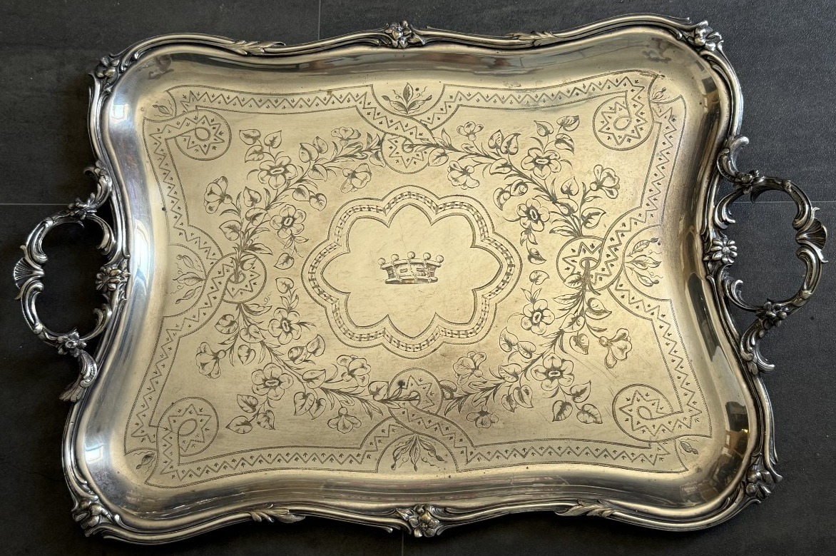 Large Serving Platter Decorated With A Count’s Crown, Silver-plated, Late 19th Century