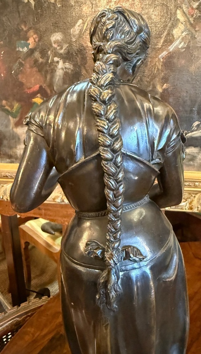 Bronze Sculpture Of A Young Girl Making A Dog Pose, By Marc Douay, Late Foundry Martin-photo-5