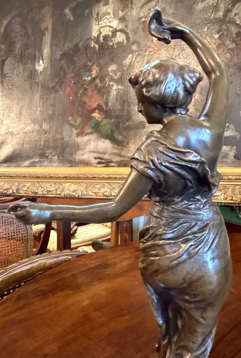 Sculpture bronze femme au loup dansant par Gustave Dussart  fin XIXème-photo-2