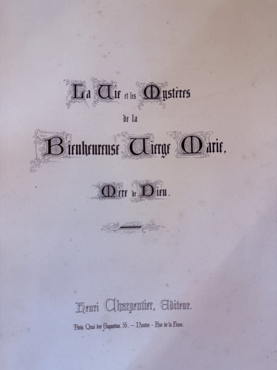 Livre La Vie et les Mystères de la Bienheureuse Vierge Marie éditeur Charpentier 1859-photo-3