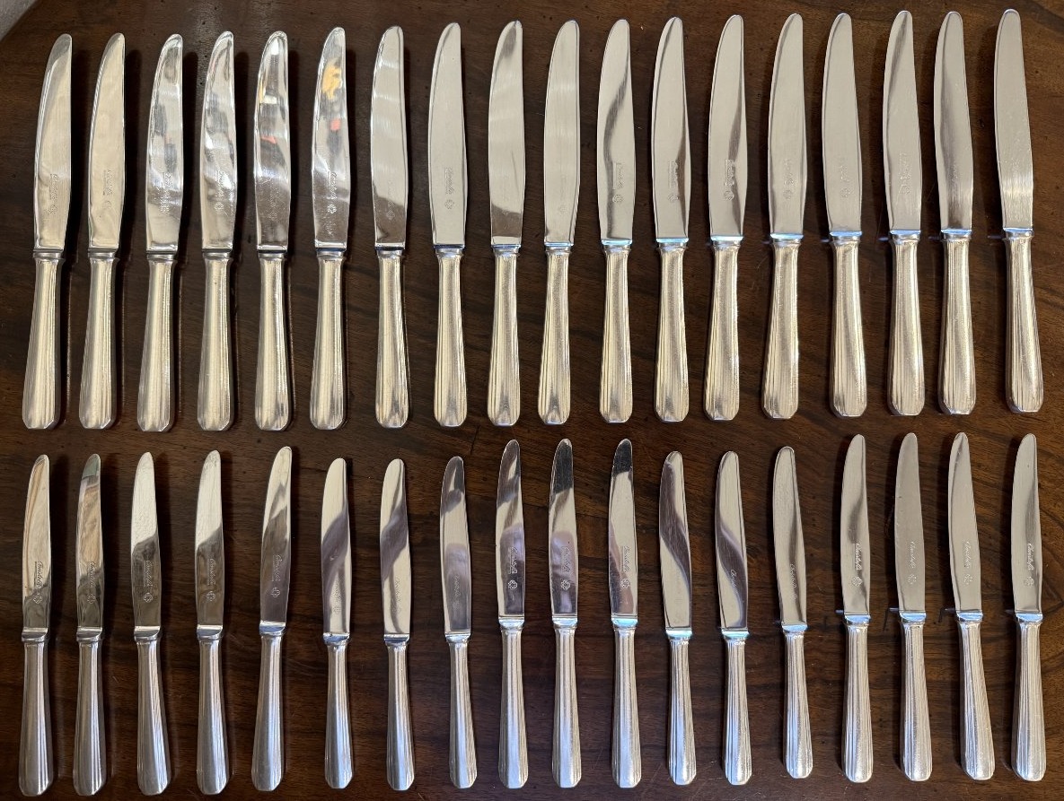 Christofle 18-person Dinner Set, Art Deco Design By Luc Lanel, "boréal" Model, 191 Pieces-photo-3