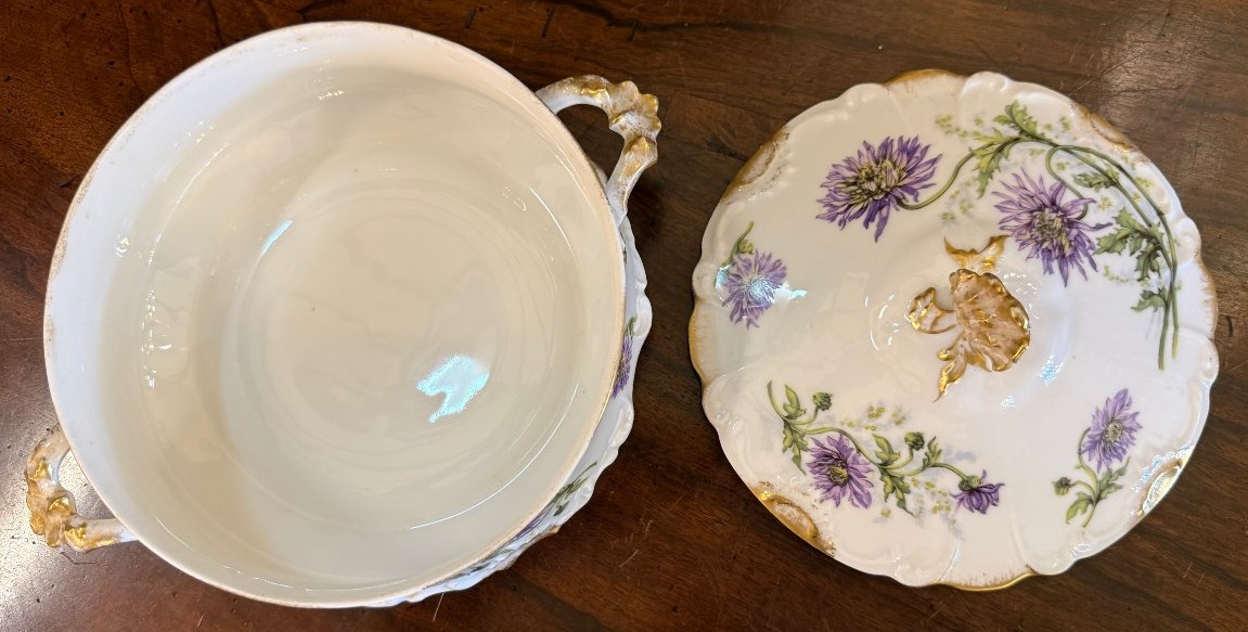 Art Nouveau Tableware Set With Mauve Chrysanthemum Design, Limoges Porcelain, 65-piece Set-photo-5