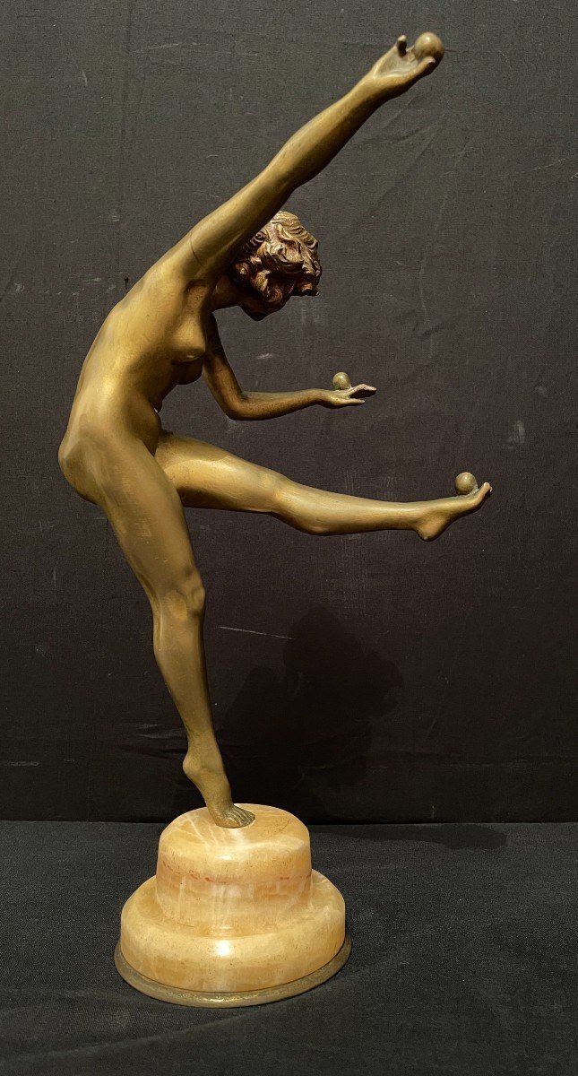 Claire Colinet bronze  Art Déco  la jongleuse de boules fonte LNJL Paris vers 1920-photo-3