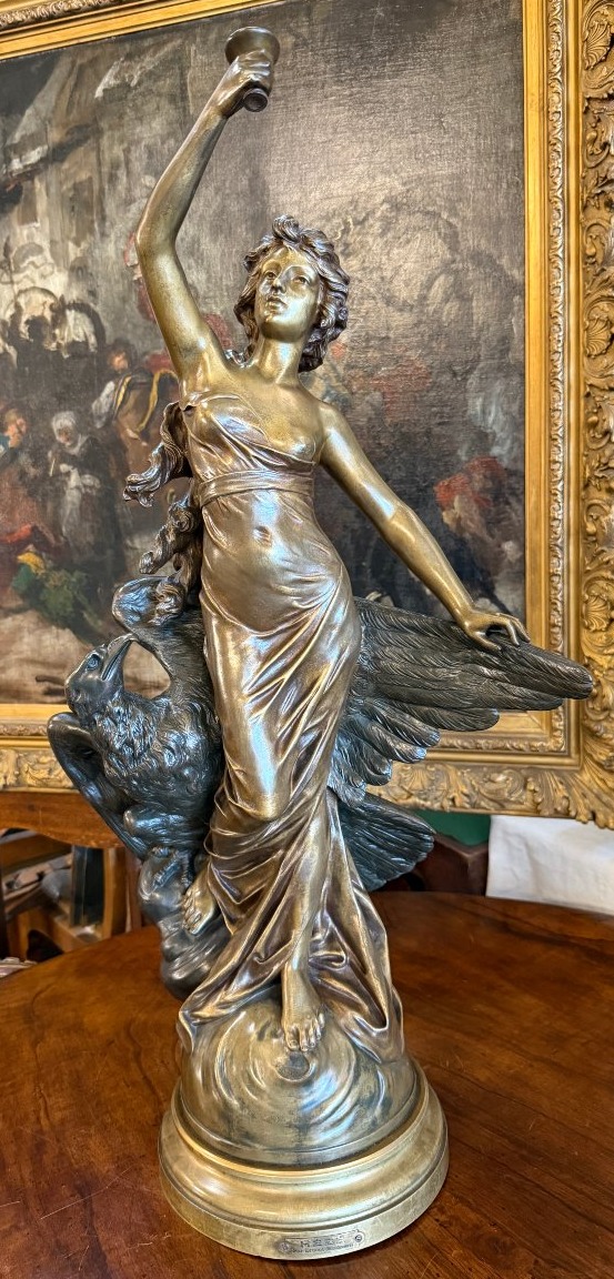 Importante sculpture bronze Hébé  par Édouard Drouot BD fondeur Paris Cachet Delarue 76 cm