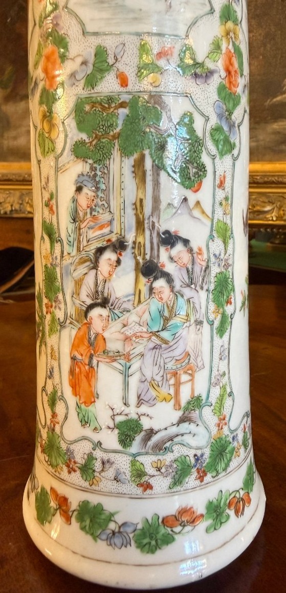 Chine paire de vases cornets en émaux de Canton famille verte fin XIXème-photo-2