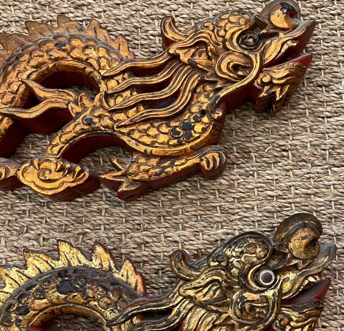 Chine Deux Dragons En Bois Doré Et Laque Rouge XIXème-photo-3