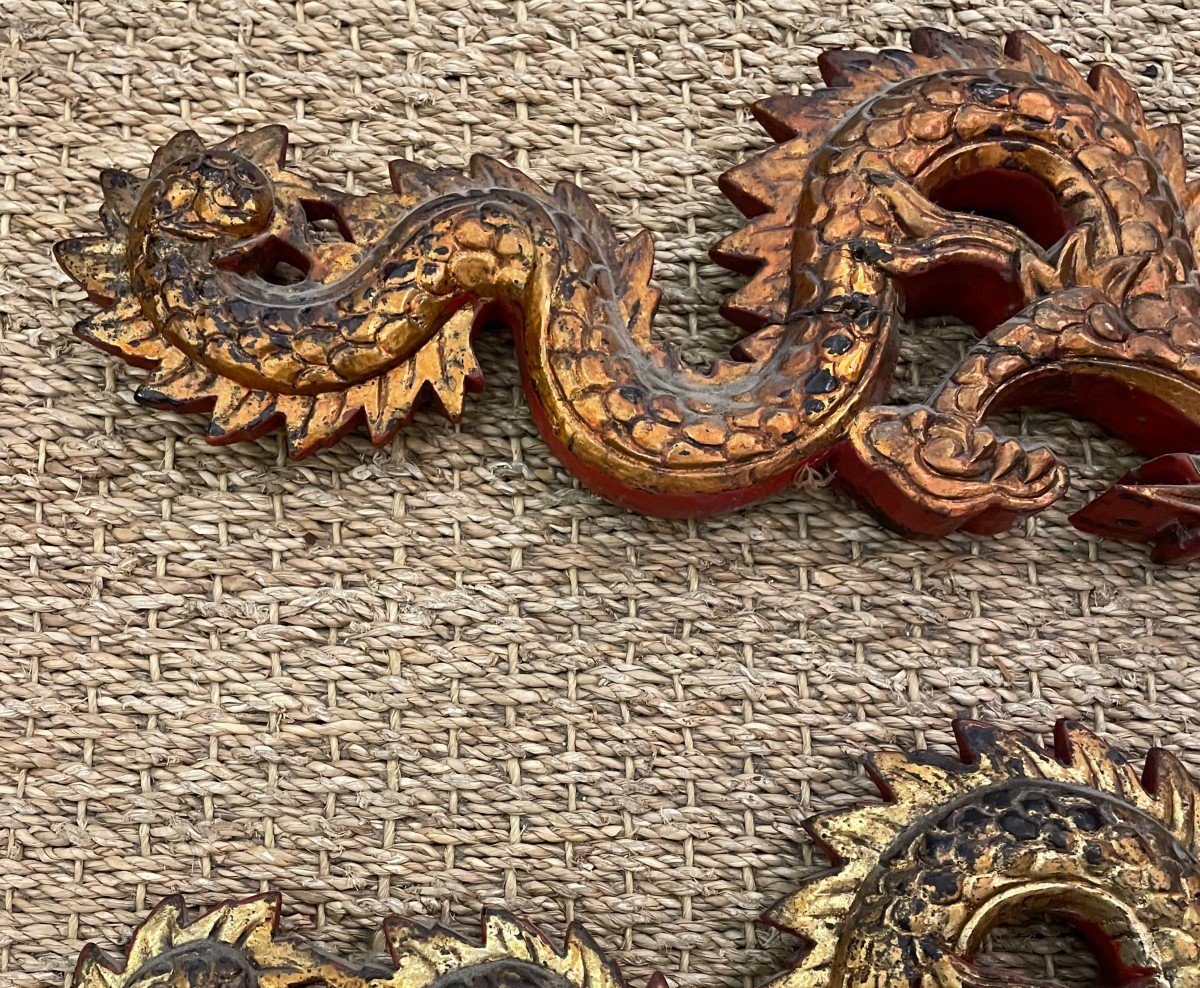 Chine Deux Dragons En Bois Doré Et Laque Rouge XIXème-photo-1