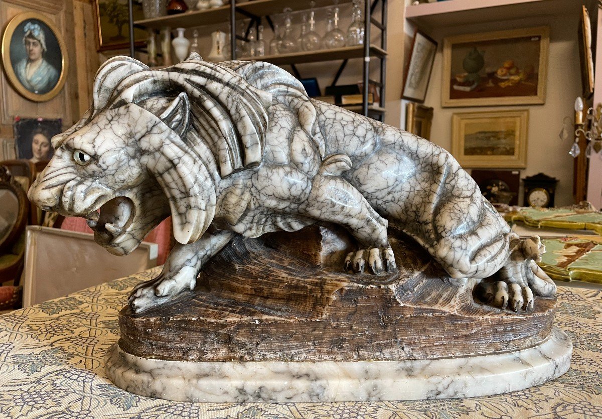 Roaring Lion Alabaster Sculpture 45 Cm By Thomas Cartier Early Twentieth Century