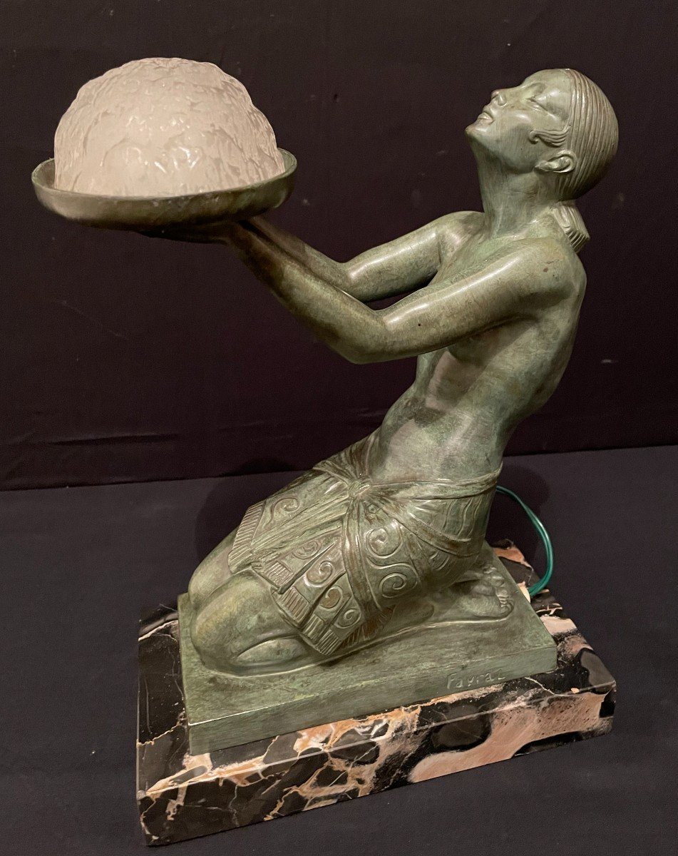 Le Faguays  et Daum Lampe Veilleuse Art Déco l'Offrande-photo-2