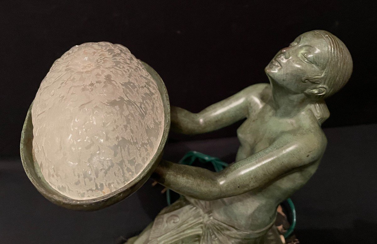 Le Faguays  et Daum Lampe Veilleuse Art Déco l'Offrande-photo-3