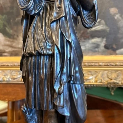 Premiere-Image-1776291