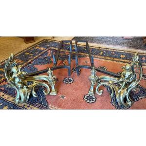Importante paire de chenets en bronze  style Louis XV aux chérubins époque Napoléon III 