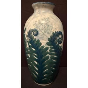 Vase porcelaine Art Déco aux fougères par Camille Tharaud à Limoges vers 1930