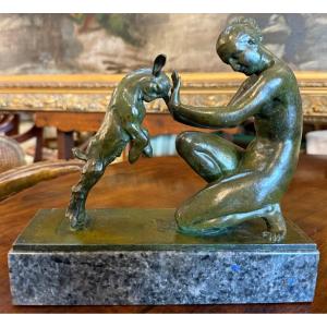 Small Art Deco Bronze Sculpture Of Artemis, Or A Nude Woman Playing With A Kid, By Doumenc