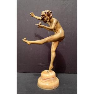 Claire Colinet bronze  Art Déco  la jongleuse de boules fonte LNJL Paris vers 1920