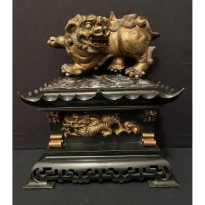 China Fô Dog Gilt Bronze On Nineteenth Century Bronze Pagoda Base
