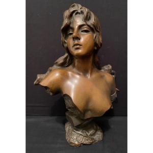 Buste Femme Bronze Capture Par E Villanis  vers 1900