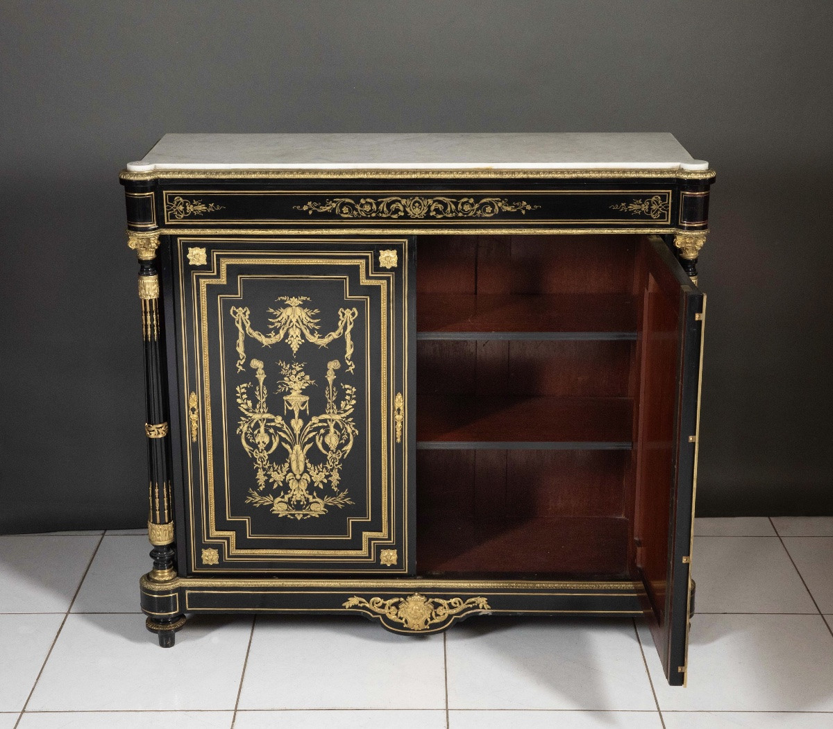 Napoleon III Period 2-door Sideboard  -photo-5