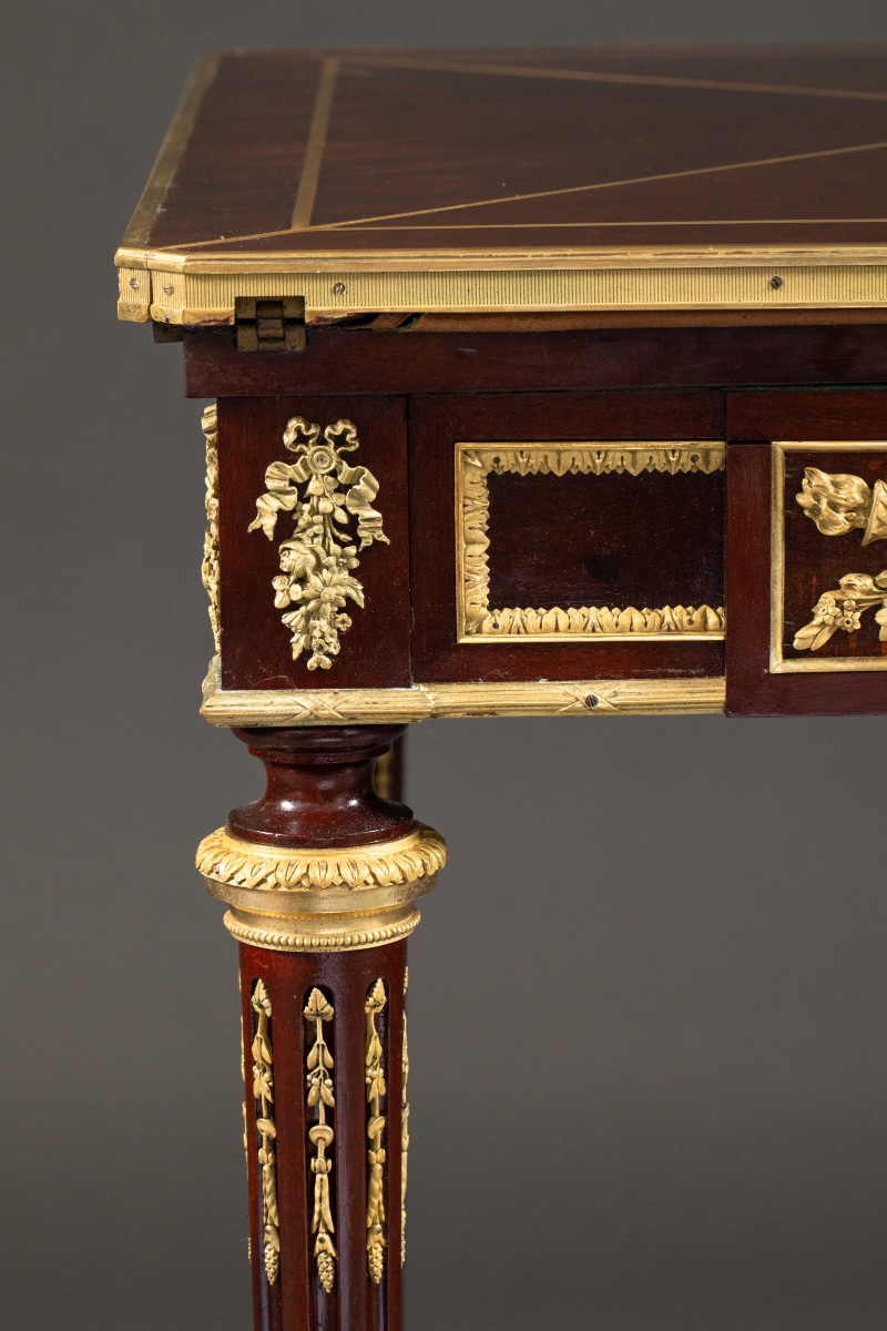 Table à Jeux  En Acajou Et Bronze Doré-photo-3