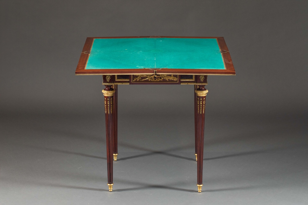 Table à Jeux  En Acajou Et Bronze Doré-photo-2