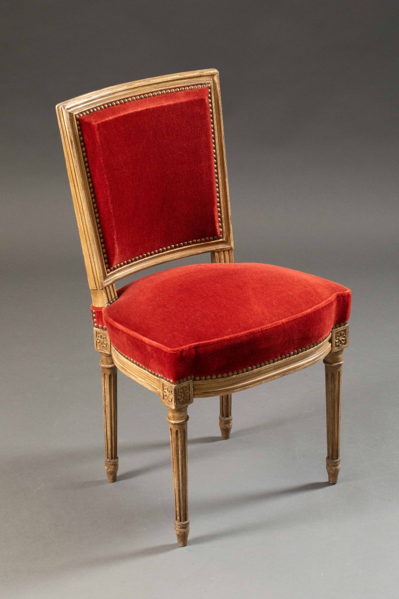 Suite de six chaises de style Louis XVI, travail du XXᵉ -photo-3