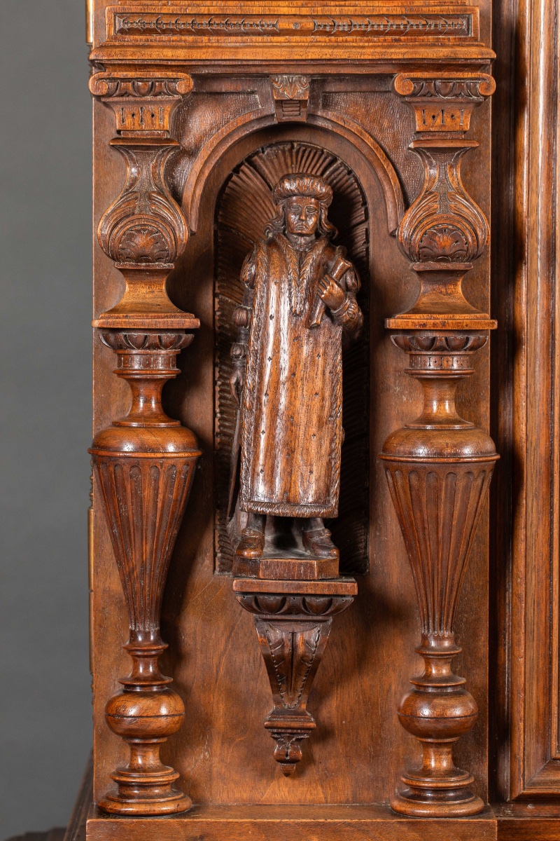 Crédence en noyer sculpté -photo-6