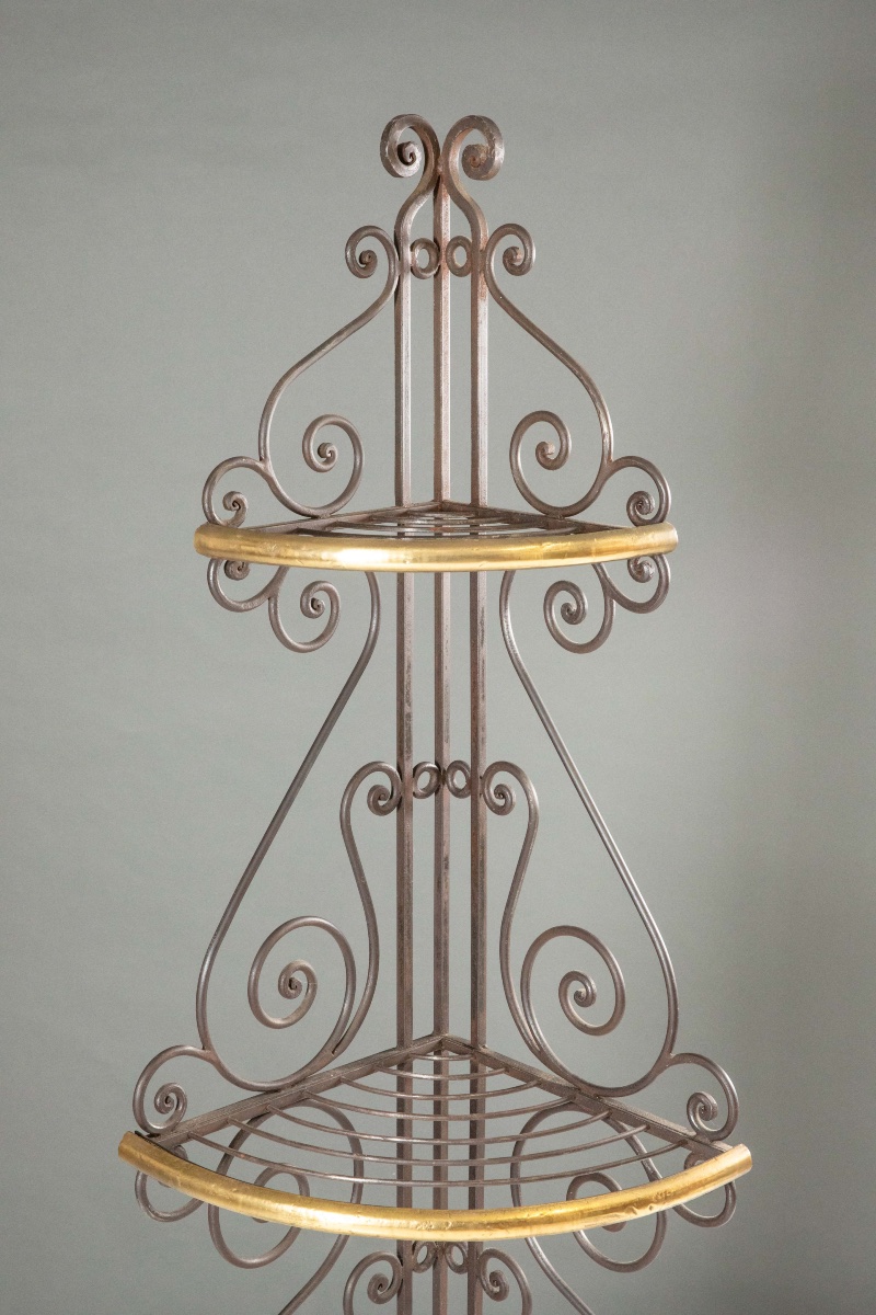 Étagère  d’angle de boulangerie en  fer forgé et laiton-photo-2