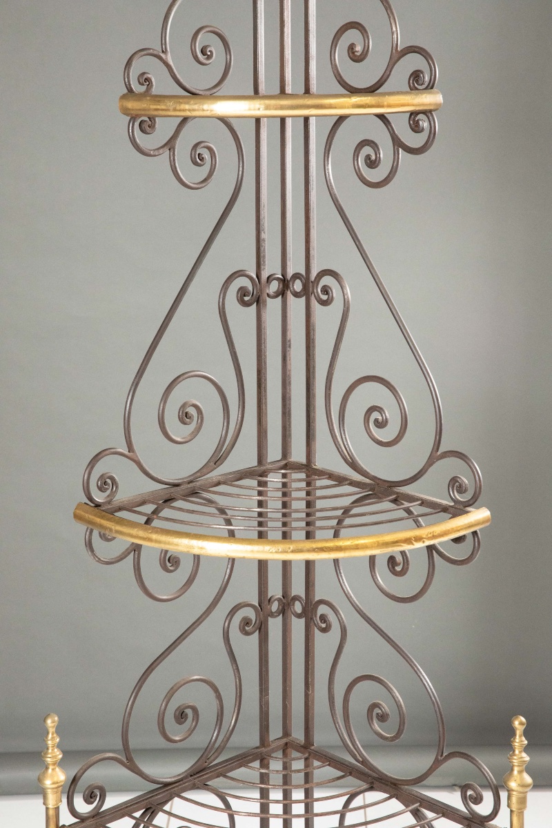 Étagère  d’angle de boulangerie en  fer forgé et laiton-photo-7