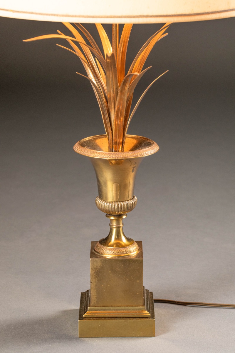 Lampe de table en bronze doré à décor végétal – France, vers 1950-1970-photo-1