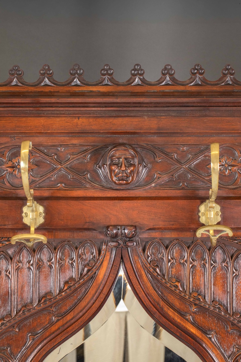 Large Neo-gothic Hall Coat Rack In Carved Wood, With Mirror And Brass Hooks – 19th Century-photo-3