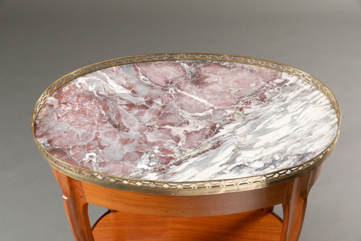 Elegant Pair Of Oval Louis XVI Style Bouillotte Tables, Breccia Marble And Milk Gallery-photo-4