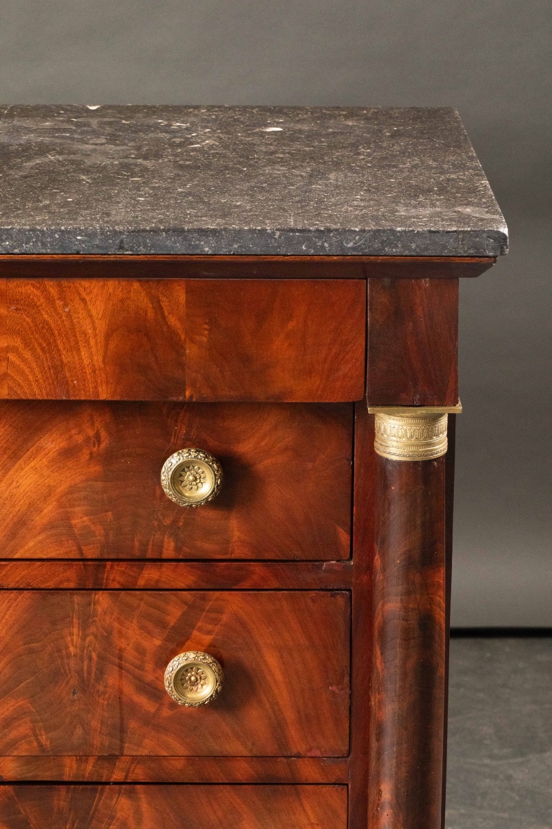 Commode d’époque Empire en acajou flammé, début XIXe siècle-photo-3