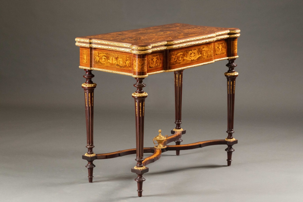 Table à jeux de style Napoléon III en marqueterie, début du XXe siècle-photo-5