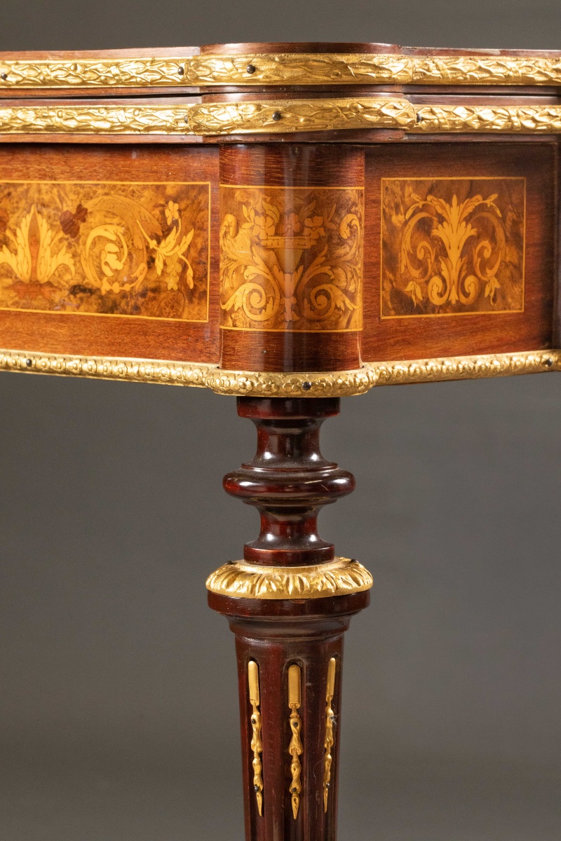 Table à jeux de style Napoléon III en marqueterie, début du XXe siècle-photo-6