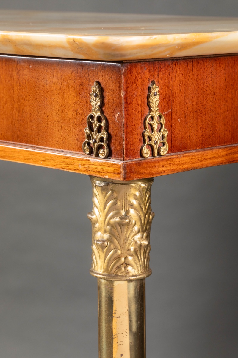 Empire-style Console Table In Mahogany, Gilded Bronze, And An Onyx Top-photo-3
