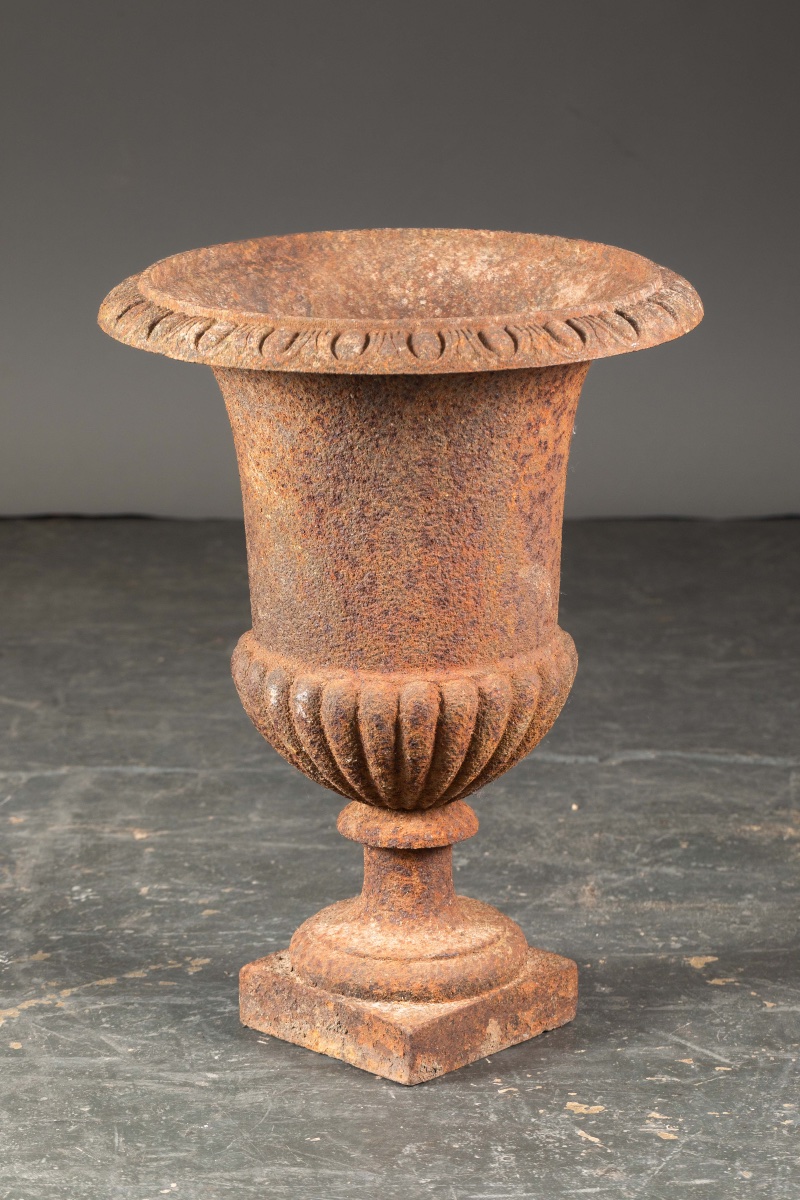 Pair Of Medici Vases Made Of Cast Iron – 19th Century-photo-2