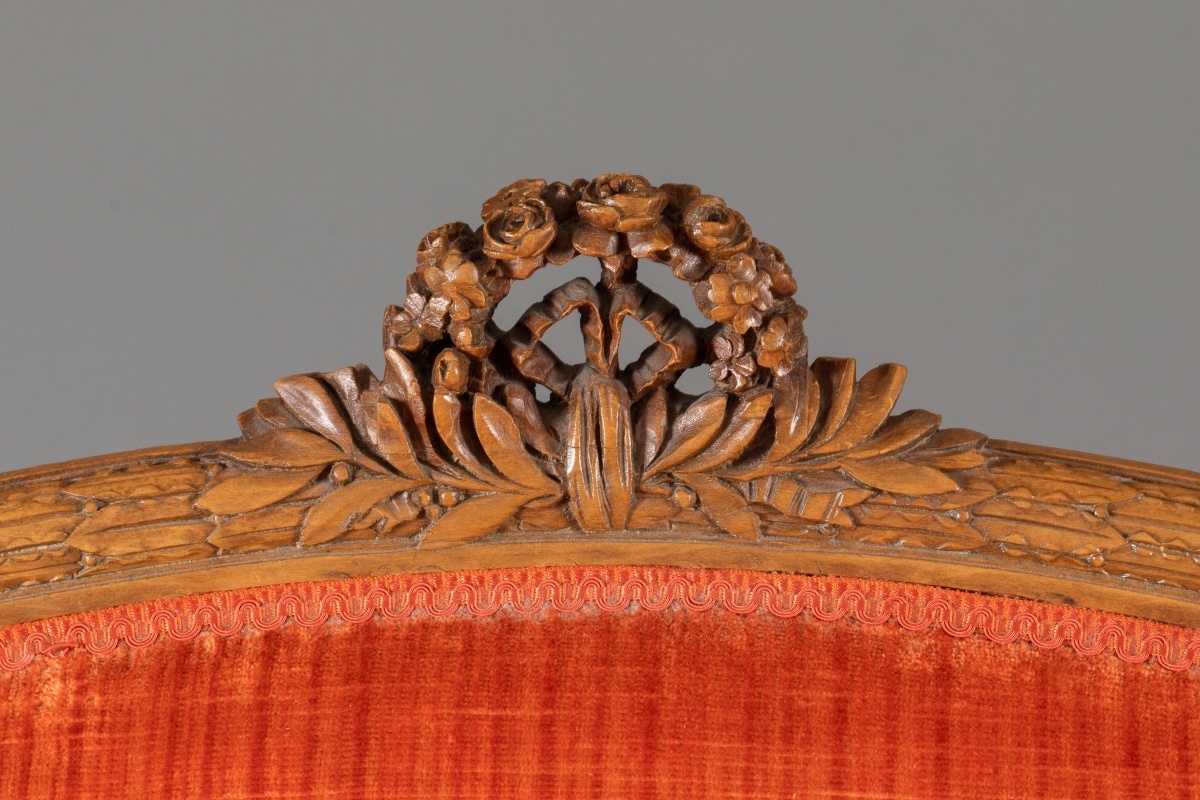 Canapé corbeille de style Louis XVI en bois sculpté, velours rouge corail – XIXe siècl-photo-4