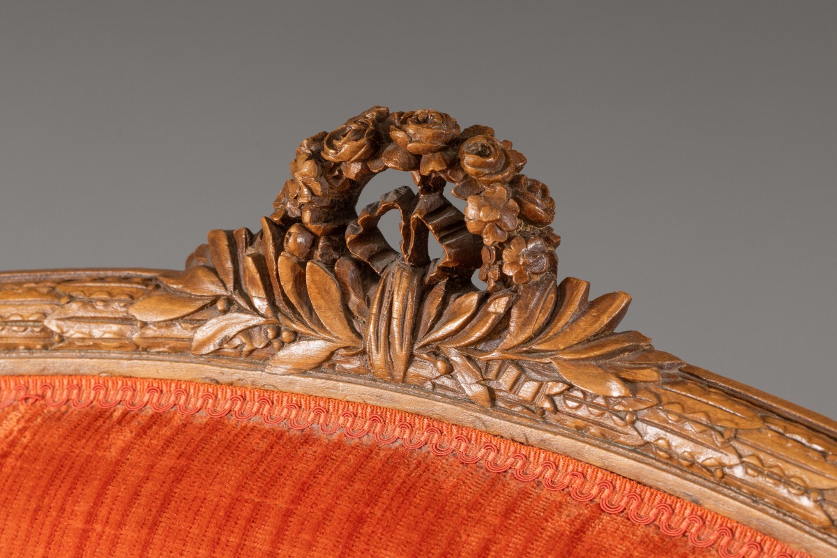 Canapé corbeille de style Louis XVI en bois sculpté, velours rouge corail – XIXe siècl-photo-3