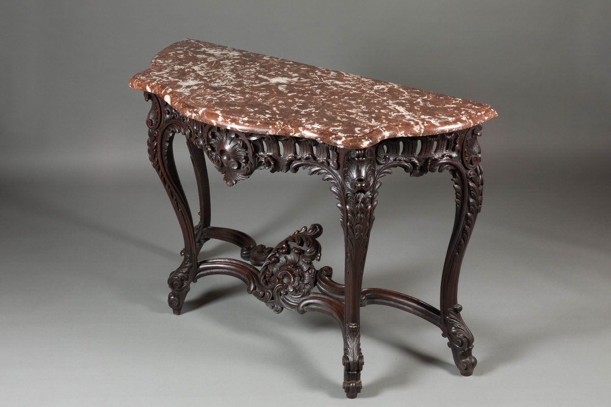 Console Louis XV en bois de chêne et marbre rouge.-photo-2