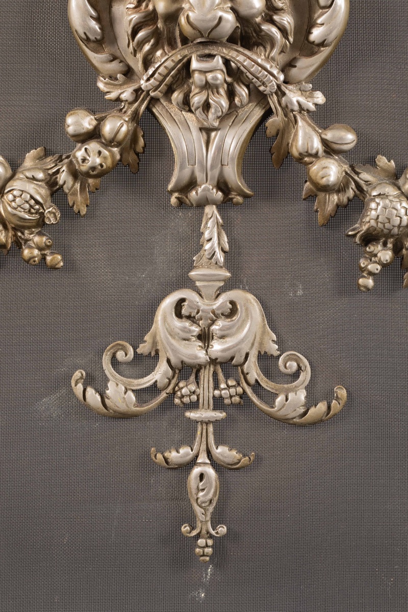 Élégant écran de cheminée, pare-feu en bronze argenté, de style Louis XVI, époque XIXᵉ siècle.-photo-7