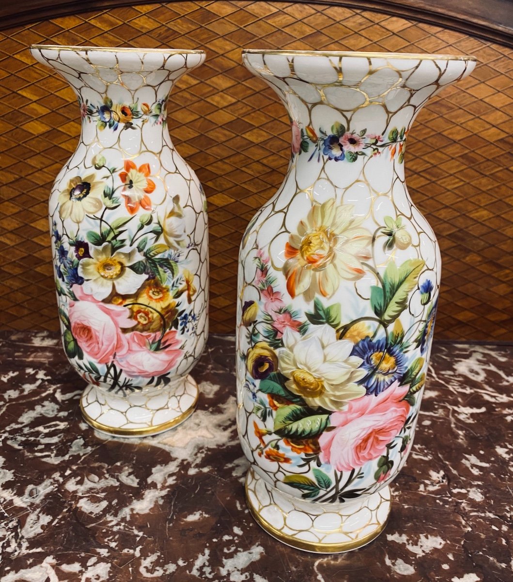 Vases En Porcelaine Sont Peints à La Main-photo-4