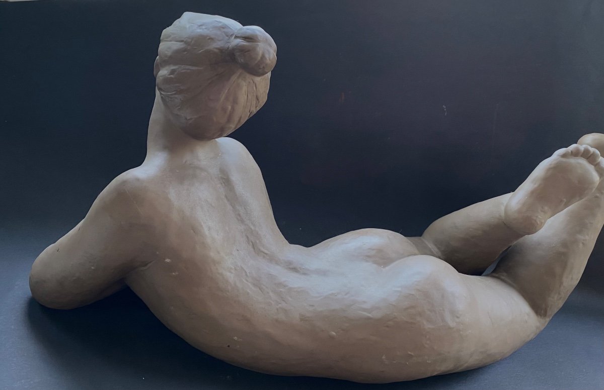 “ Nu Féminin Allongé “.  Sculpture En Grès . Manufacture Lladro. Nao. Milieu XXème.-photo-4