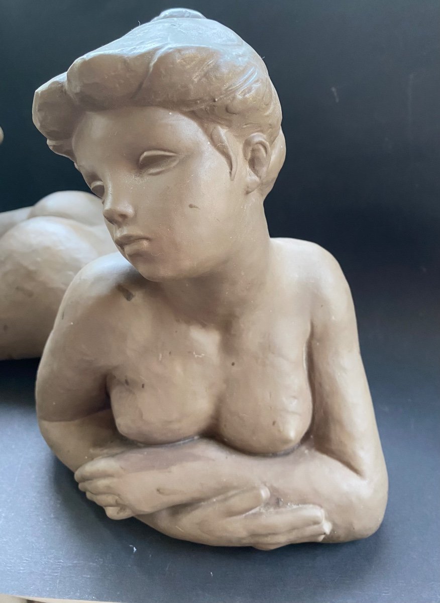 “ Nu Féminin Allongé “.  Sculpture En Grès . Manufacture Lladro. Nao. Milieu XXème.-photo-2