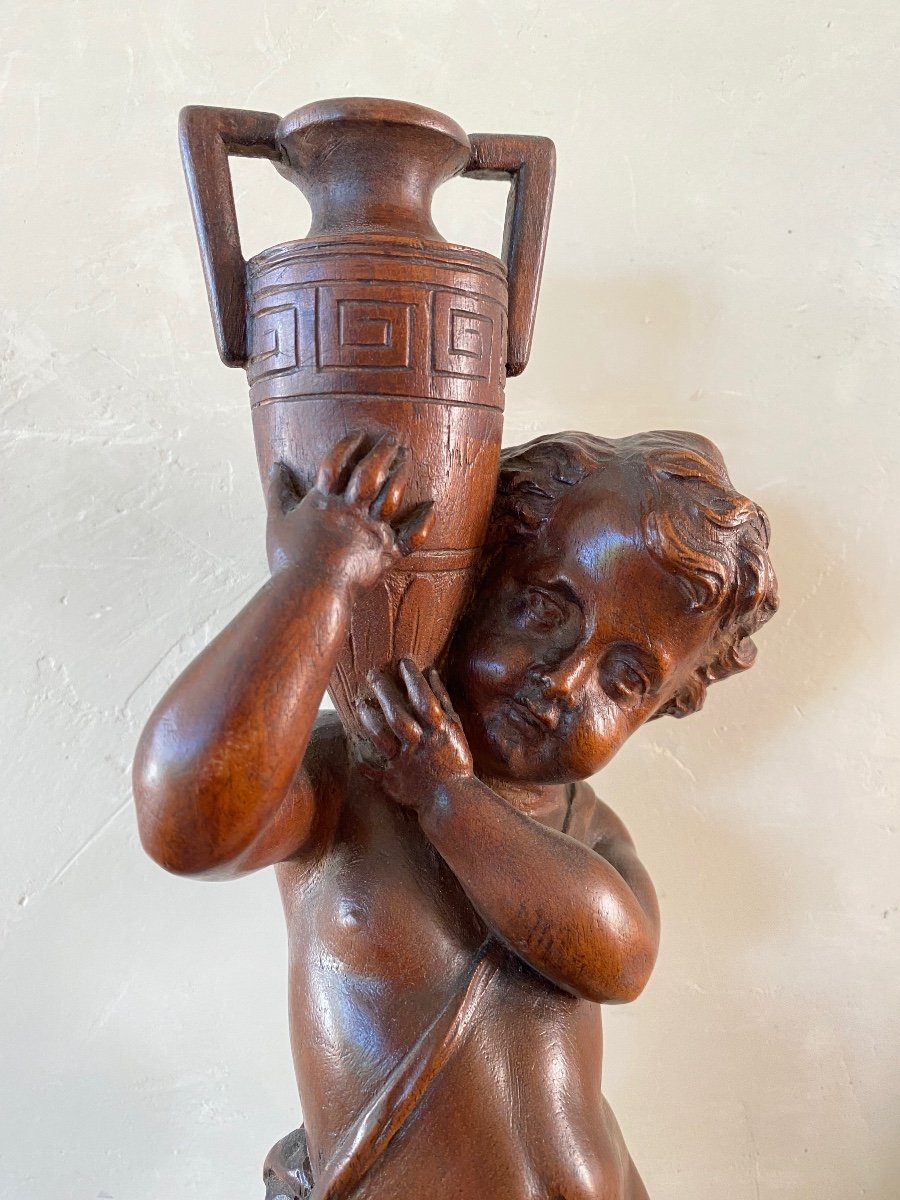 Sculpture En Bois XIXème. Enfant Portant Une Amphore. -photo-4