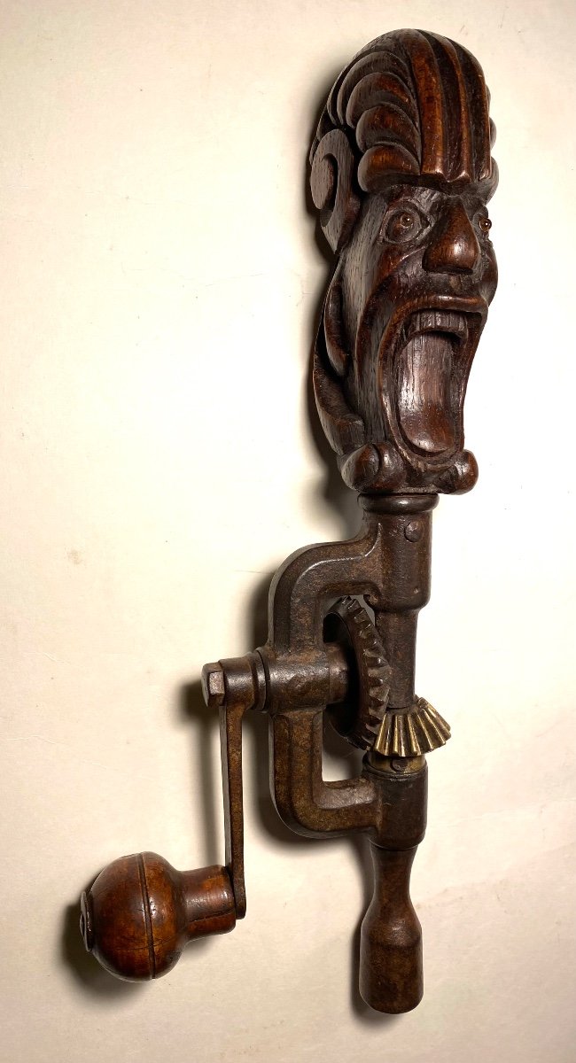 19th Century Popular Art. Rare Crankshaft. Anthropomorphic Chignole. Carved Wood, Iron And Brass.