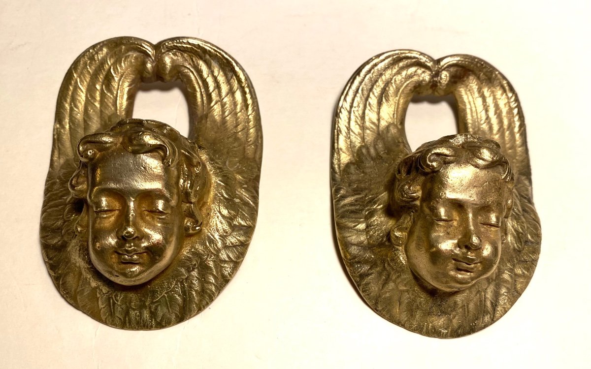 Têtes D’angelots. Deux Bronzes D’ornement XIXème.