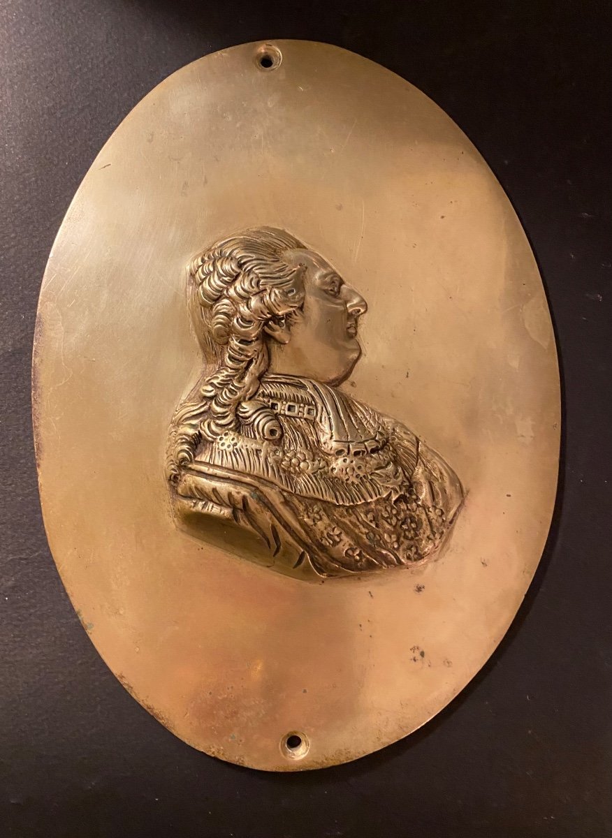 Louis XVI Et Marie- Antoinette. Paire De Médaillons En Bronze. Fin XIXème. -photo-3