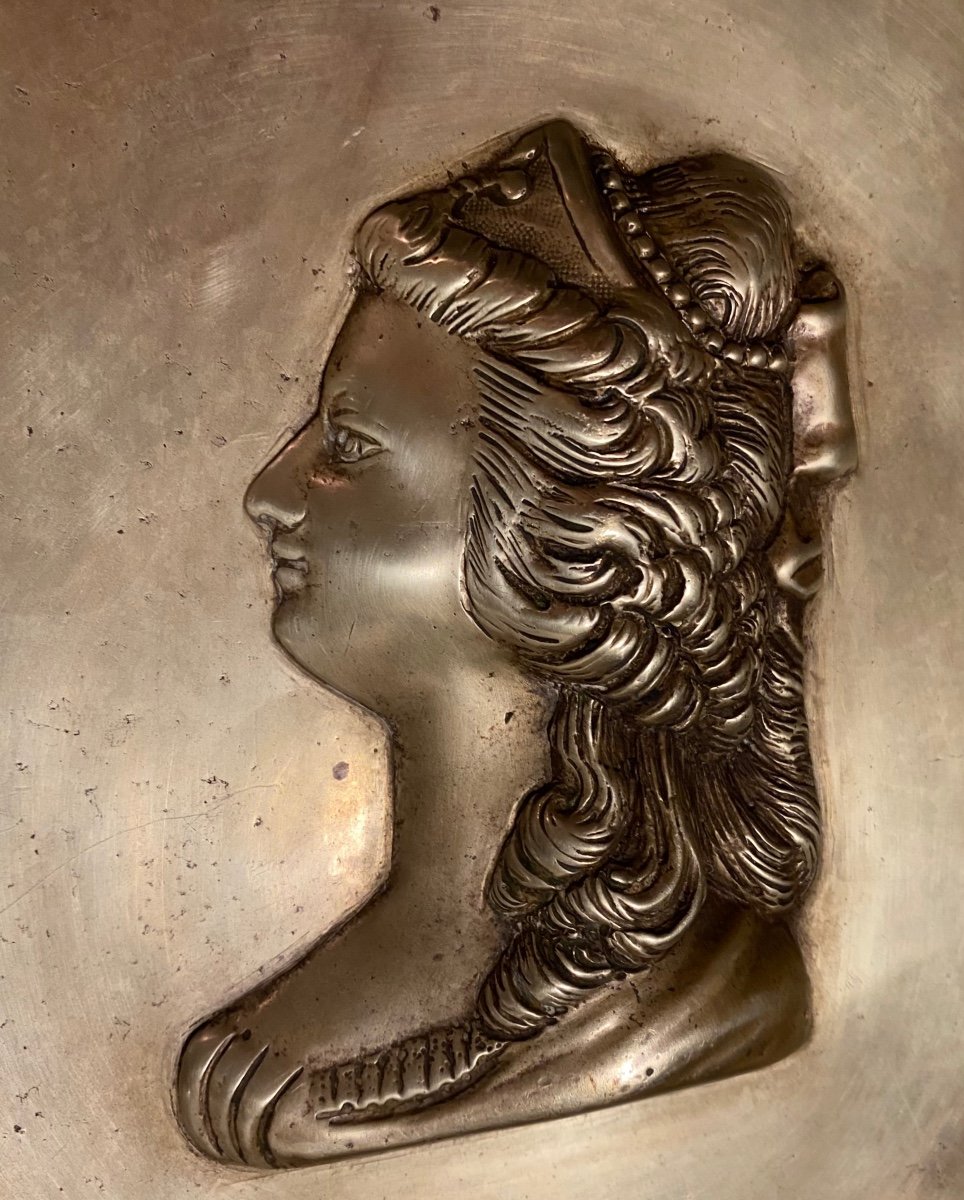 Louis XVI Et Marie- Antoinette. Paire De Médaillons En Bronze. Fin XIXème. -photo-2